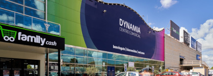 Hipoges rehabilita el centro comercial Dynamia en Alicante y dobla su ocupación hasta el 80%