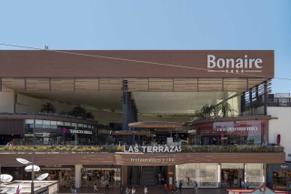 Castellana Properties negocia comprar a URW el centro comercial Bonaire por 240 millones