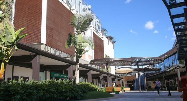 Castellana Properties avanza negociaciones con URW para comprar el centro comercial Bonaire