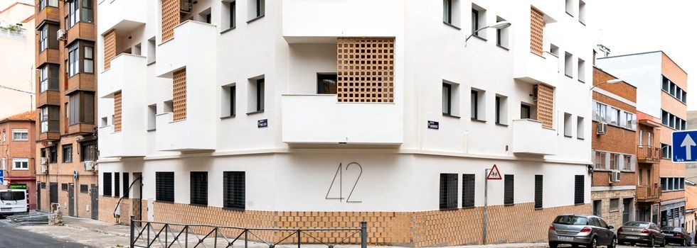 Caterina suma a su cartera un edificio de 18 apartamentos en Madrid