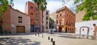 Barcelona compra tres edificios por 1,4 millones