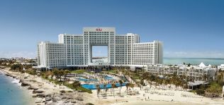 Riu obtiene un crédito de 825 millones para comprar 19 hoteles