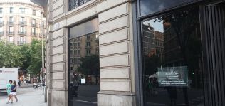 Massimo Dutti deja espacio en Barcelona: los Coma-Cros alquilan Rambla Catalunya 60