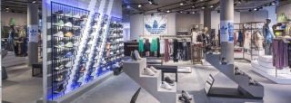 Adidas desembarca en el ‘prime’ de Málaga con un alquiler en la calle Larios